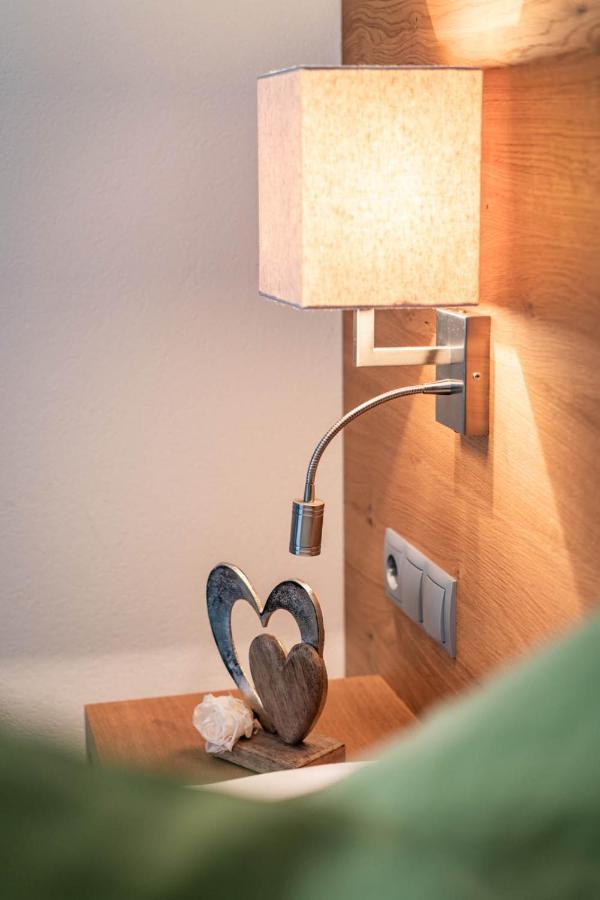Haus Hochland Hotell Tux Eksteriør bilde