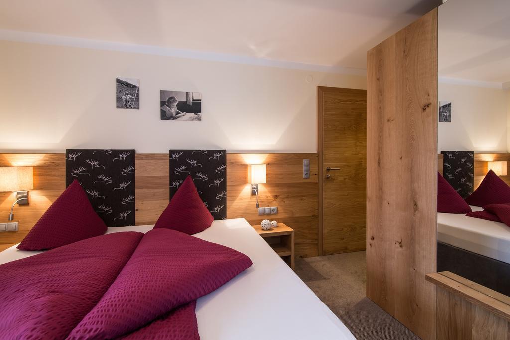 Haus Hochland Hotell Tux Eksteriør bilde